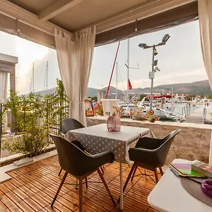  Apartment Tironi Kroatien